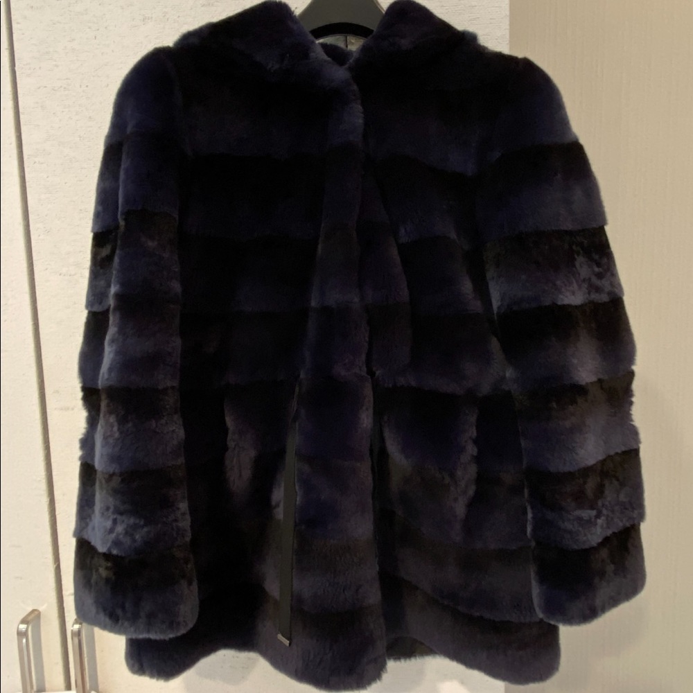 Fur Coat - Picture 2 of 14